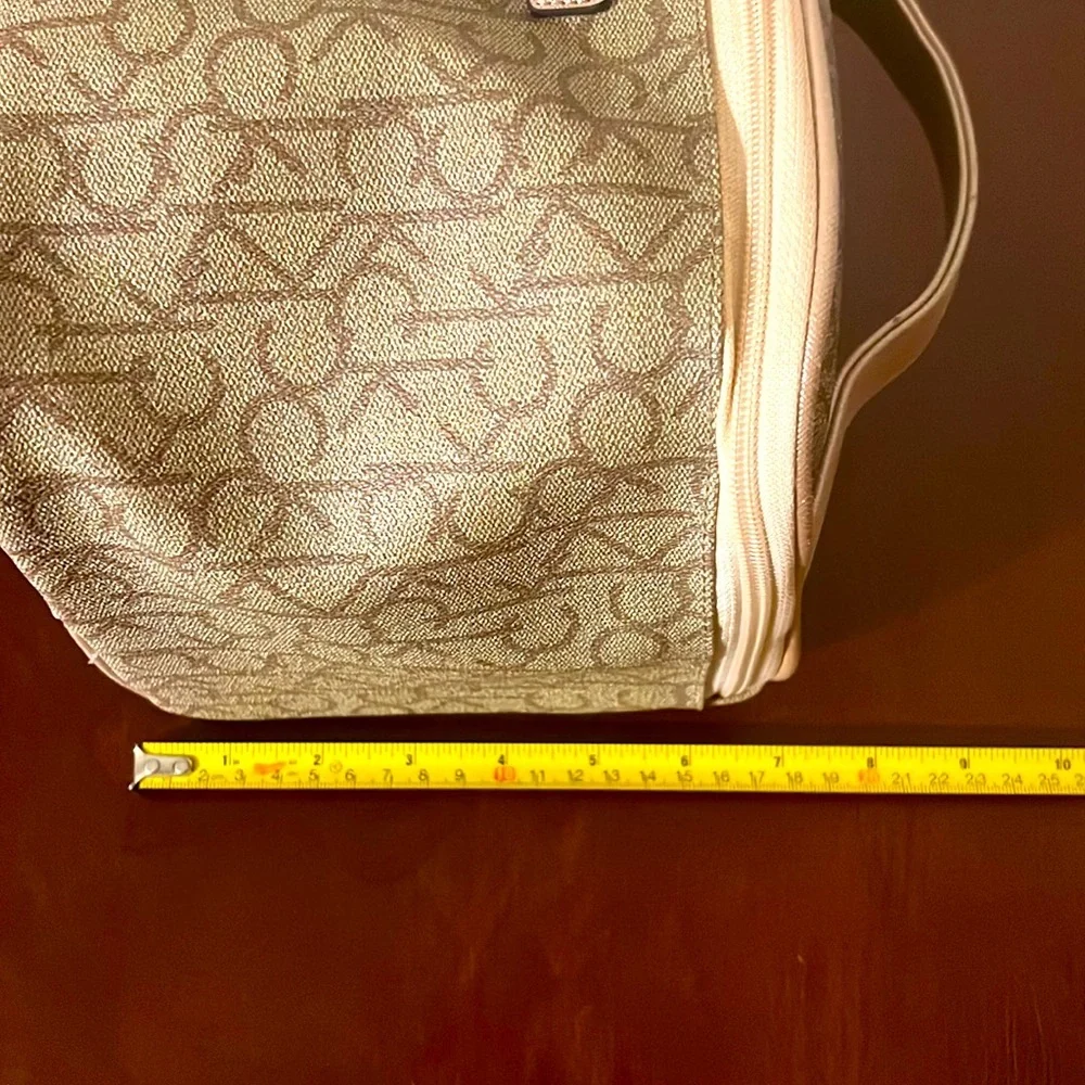 Calvin Klein. Large Beige Cosmetic/Travel Bag.